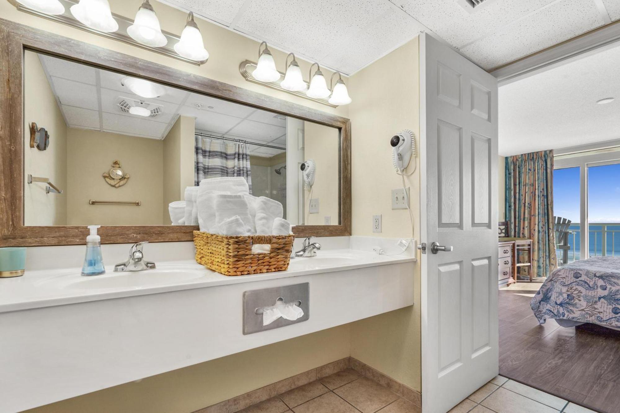 Vila 2501 S Ocean Blvd, 0211 - Ocean Front Sleeps 8 Myrtle Beach Exteriér fotografie